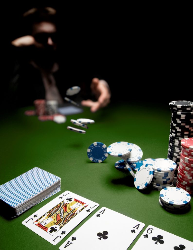 Cara Bermain Poker Online Paling Aman Untuk Menang